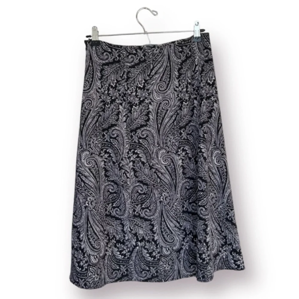 Women’s Paisley Print Black White Work High Waisted Midi Skirt Size 10